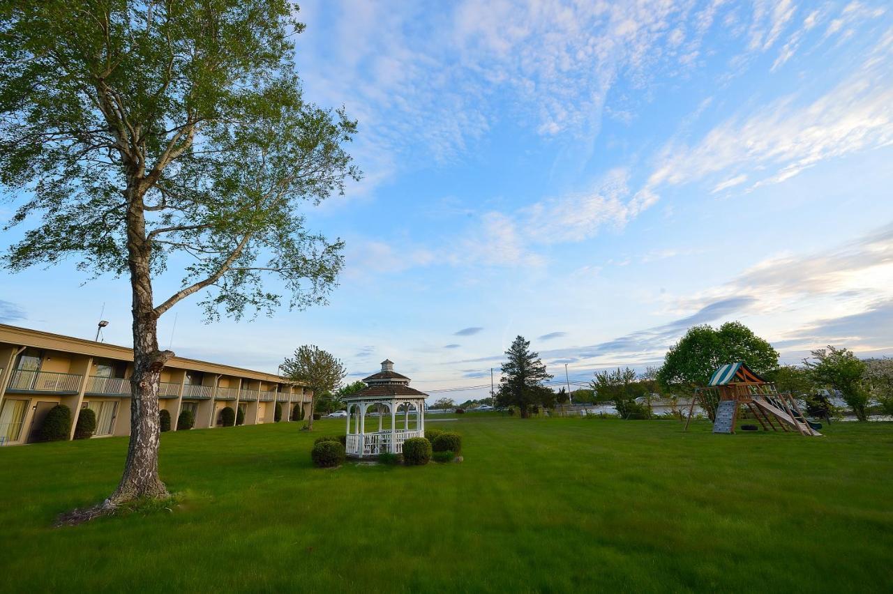 Riverview Inn & Suites Somerset Extérieur photo