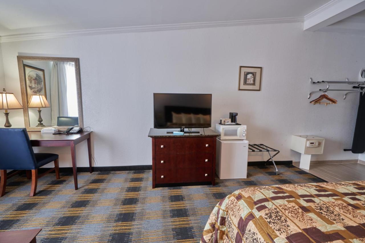 Riverview Inn & Suites Somerset Extérieur photo