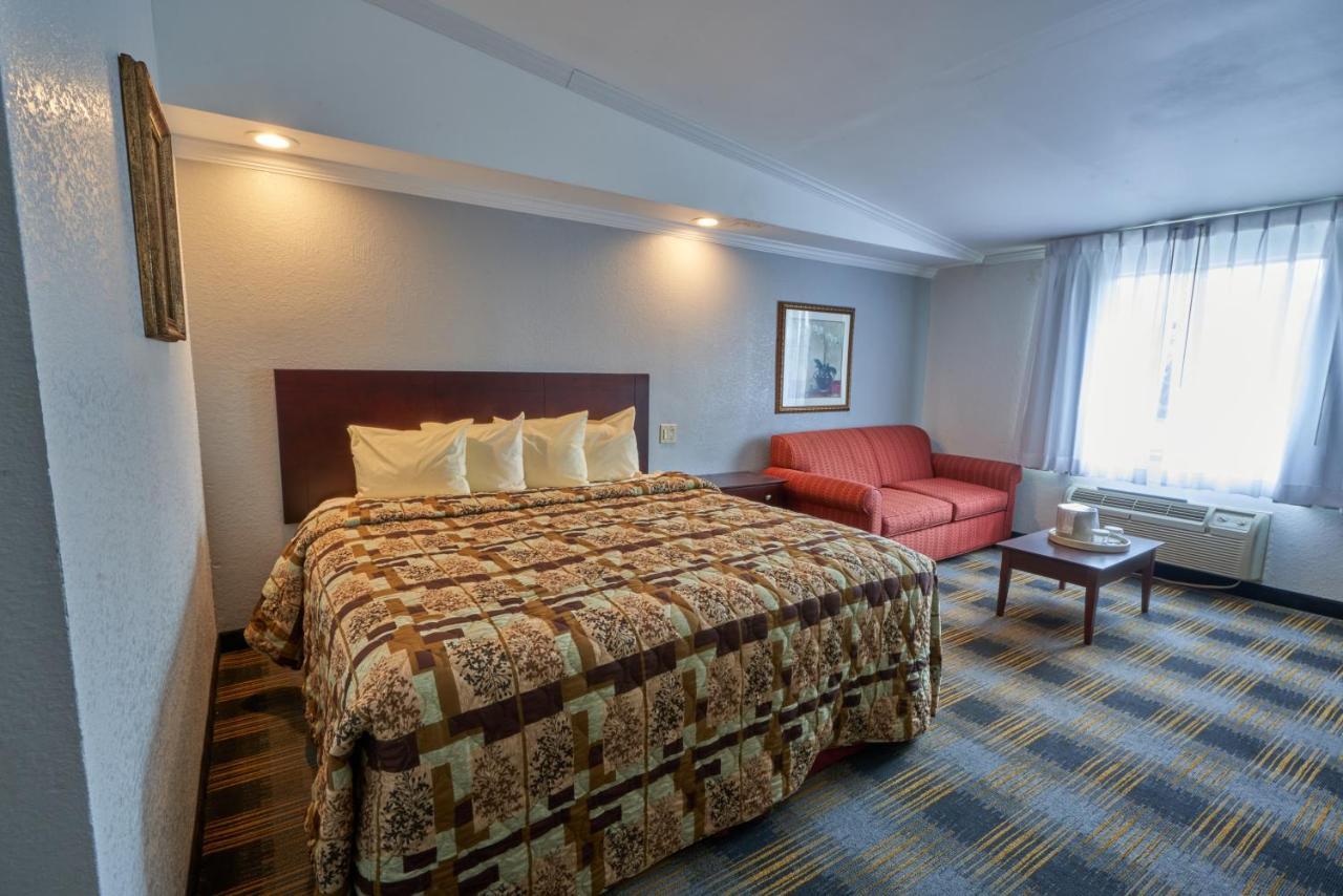 Riverview Inn & Suites Somerset Extérieur photo