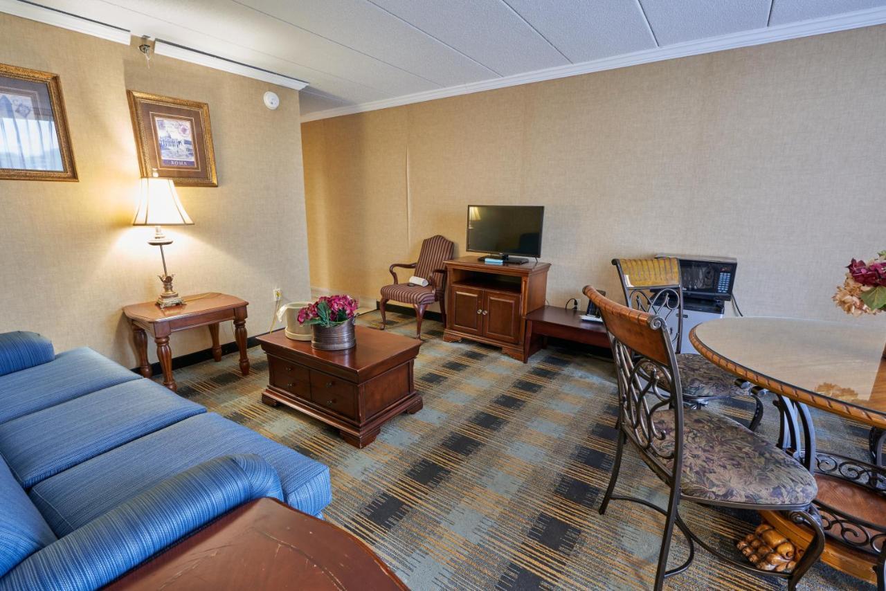 Riverview Inn & Suites Somerset Extérieur photo