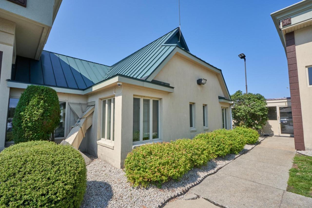 Riverview Inn & Suites Somerset Extérieur photo