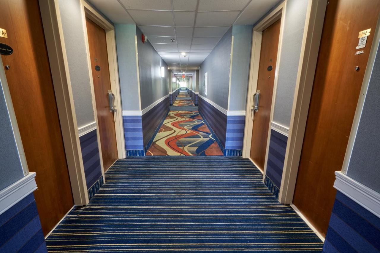 Riverview Inn & Suites Somerset Extérieur photo