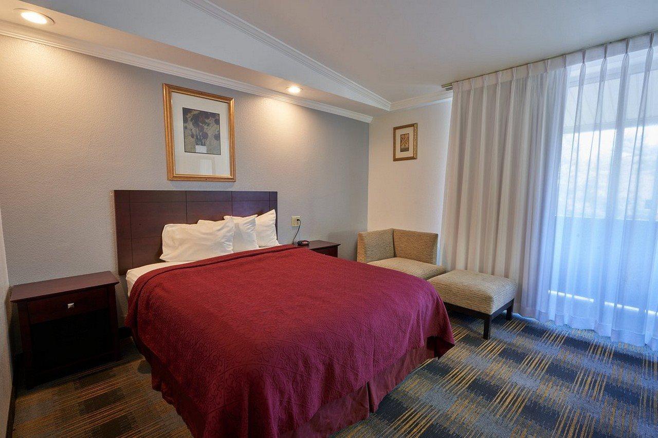 Riverview Inn & Suites Somerset Extérieur photo