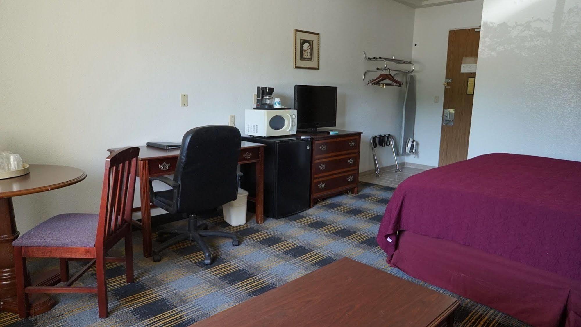 Riverview Inn & Suites Somerset Extérieur photo